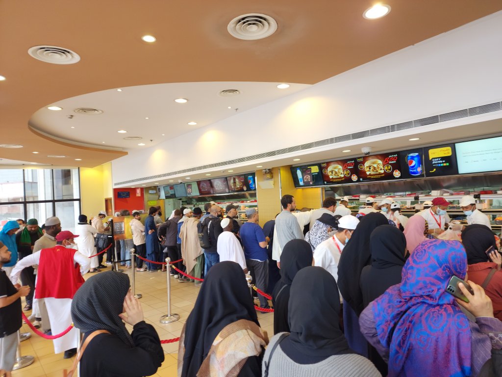 Al Baik near masjid nabawi